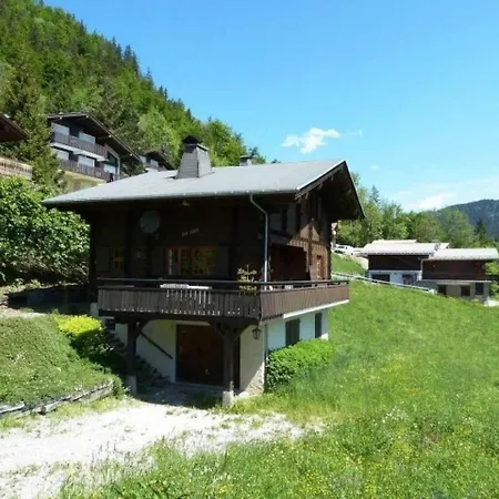 Chalet Pour 10 Personnes, Proche Des Pistes, Avec Cheminee Et Garage, Animaux Admis La Clusaz