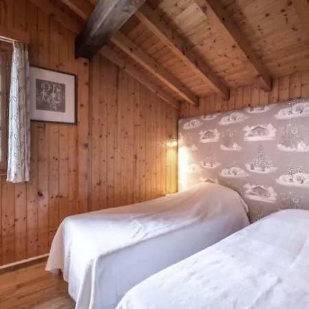 Chalet Pour 10 Personnes, Proche Des Pistes, Avec Cheminee Et Garage, Animaux Admis Chalet La Clusaz